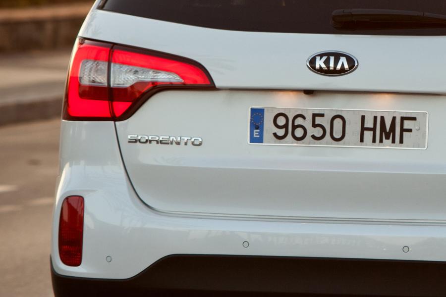  Kia Sorento 2013 года  (EU) (фото 39 из 85)